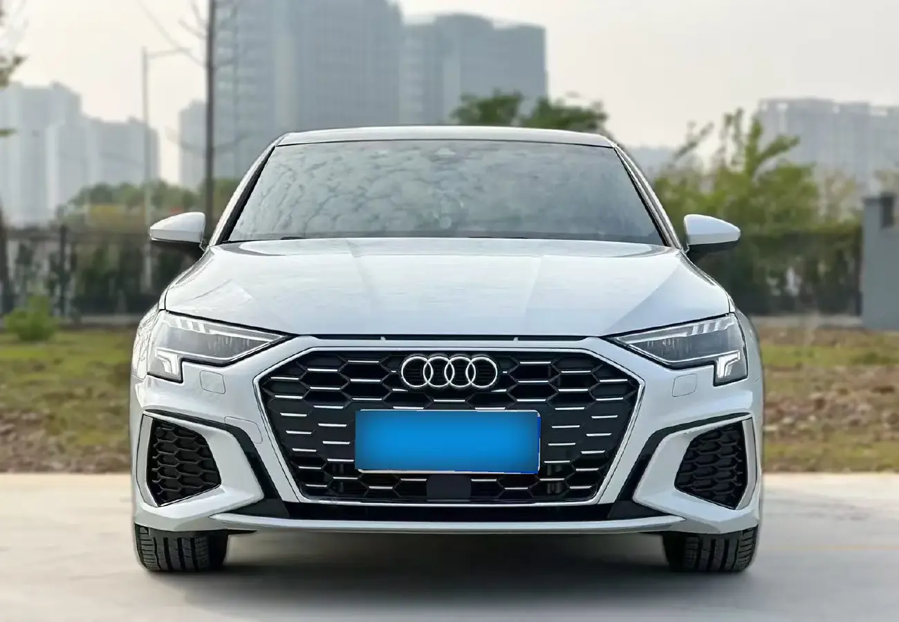 2022 Audi A3 1.4T 150HP L4 7DCT