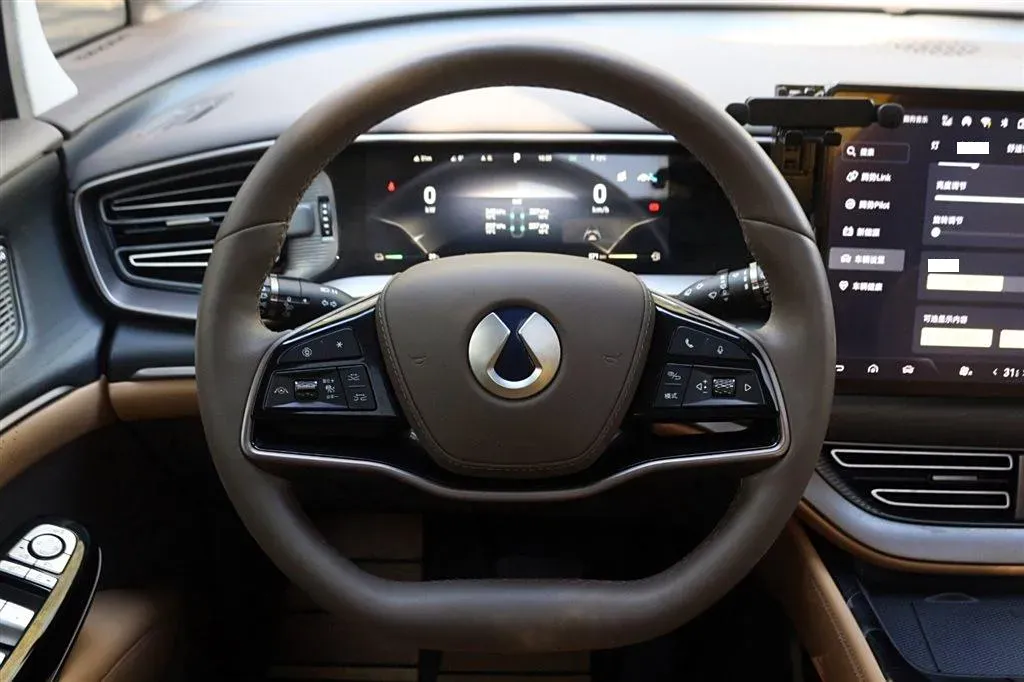 2022 Denza D9 1.5T 139HP L4 E-CVT PHEV 40.06KWH,autocango,china used car exporter,china ev exporter,chinese used car exporter,chinese used ev exporter