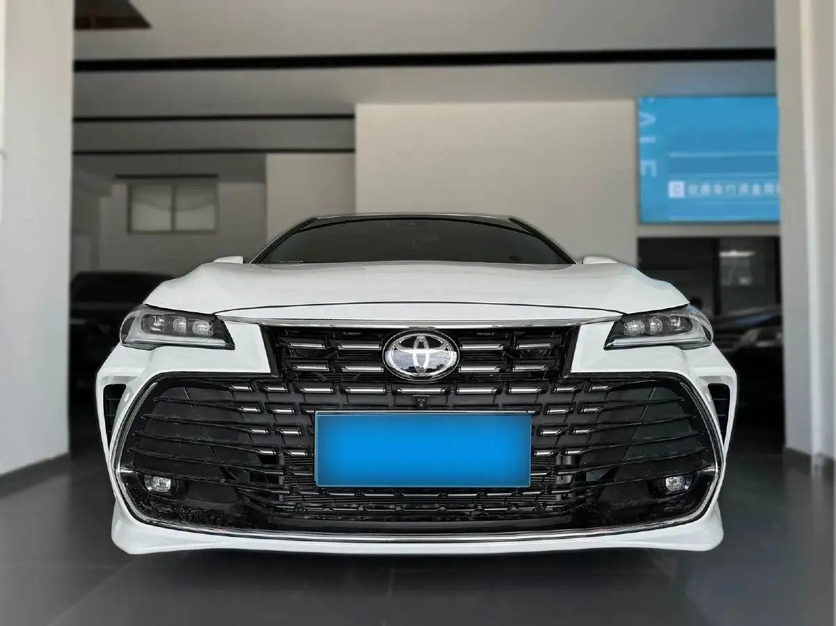 2022 Toyota Avalon 2.0L 178HP L4 CVT