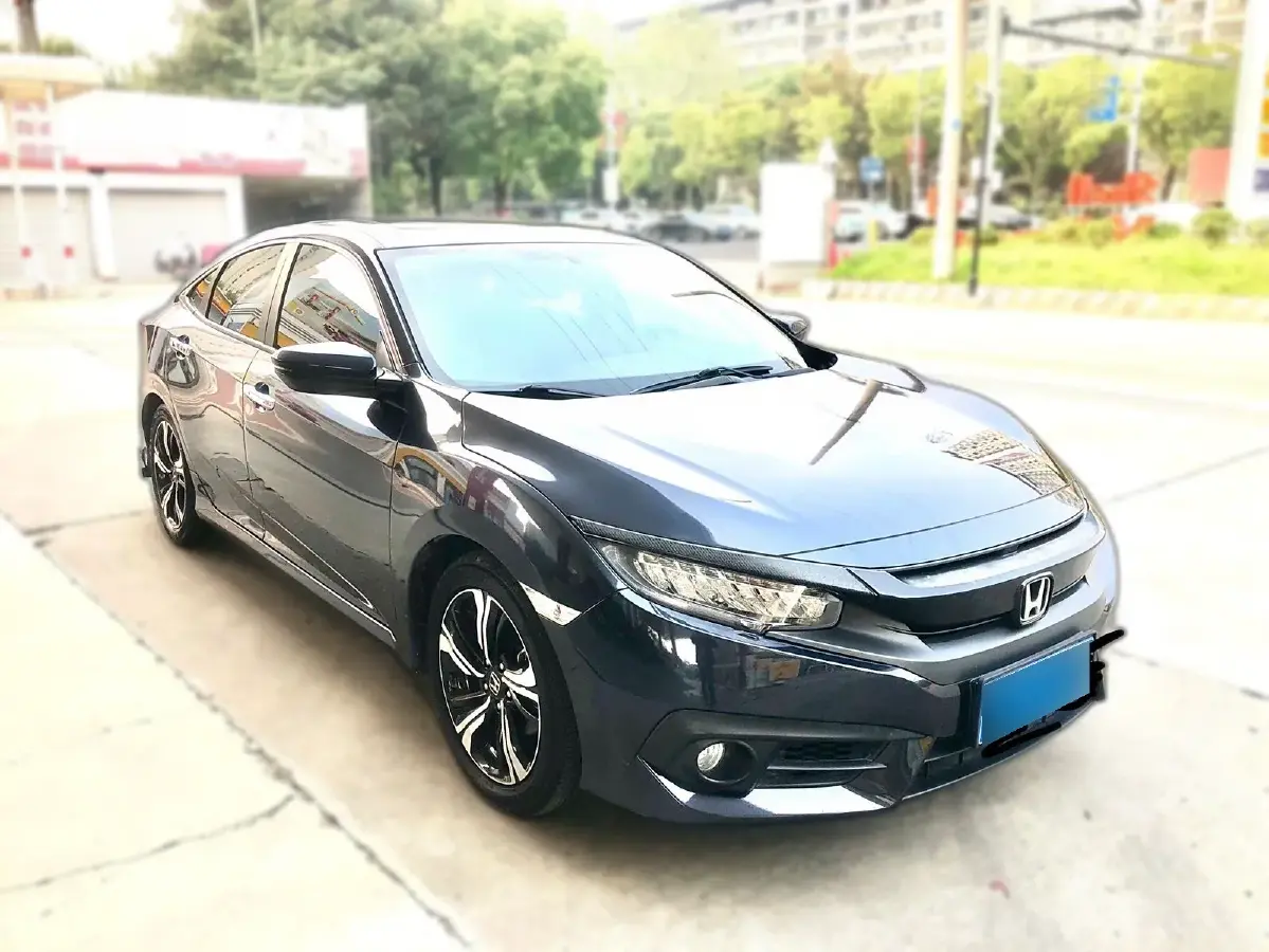 2016 Honda Civic 1.5T 177HP L4 CVT