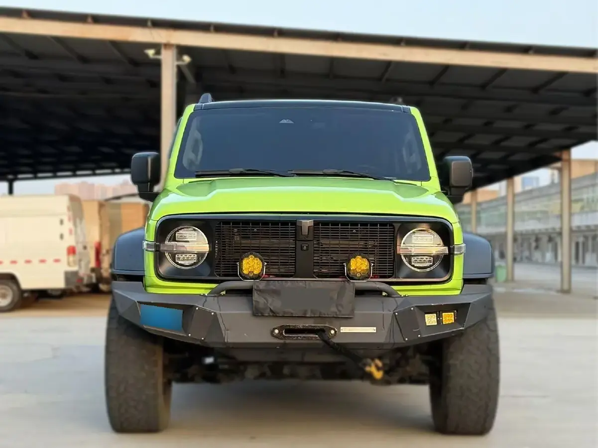 2021 Tank 300 2.0T 227HP L4 8AT