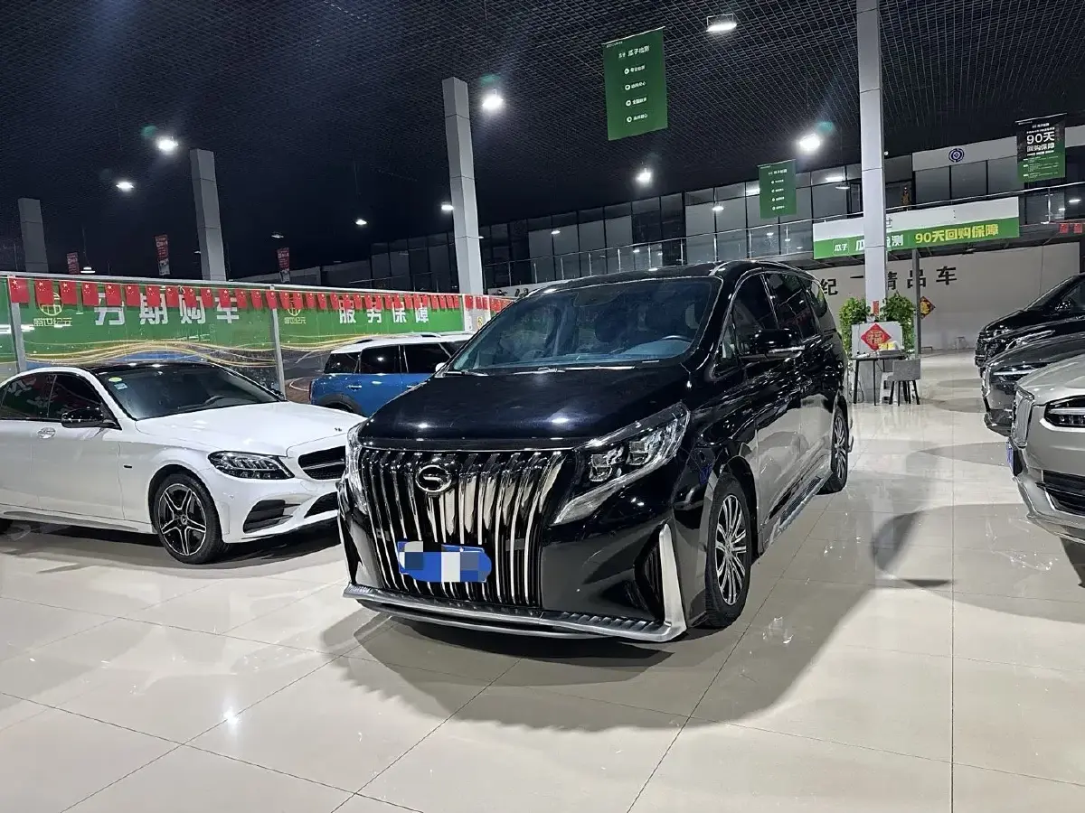 2021 GAC Trumpchi M8 2.0T 252HP L4 8AT