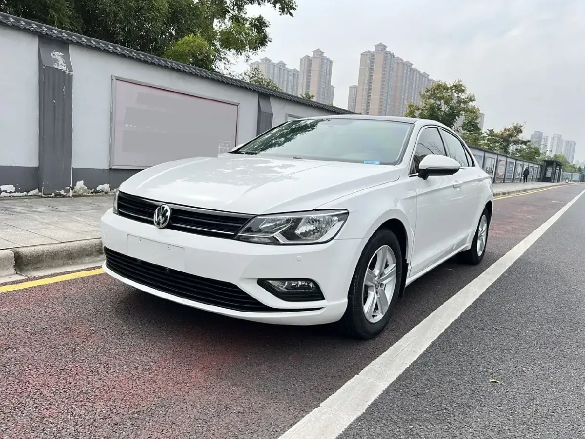 2017 Volkswagen Lamando 1.4T 131HP L4 7DCT