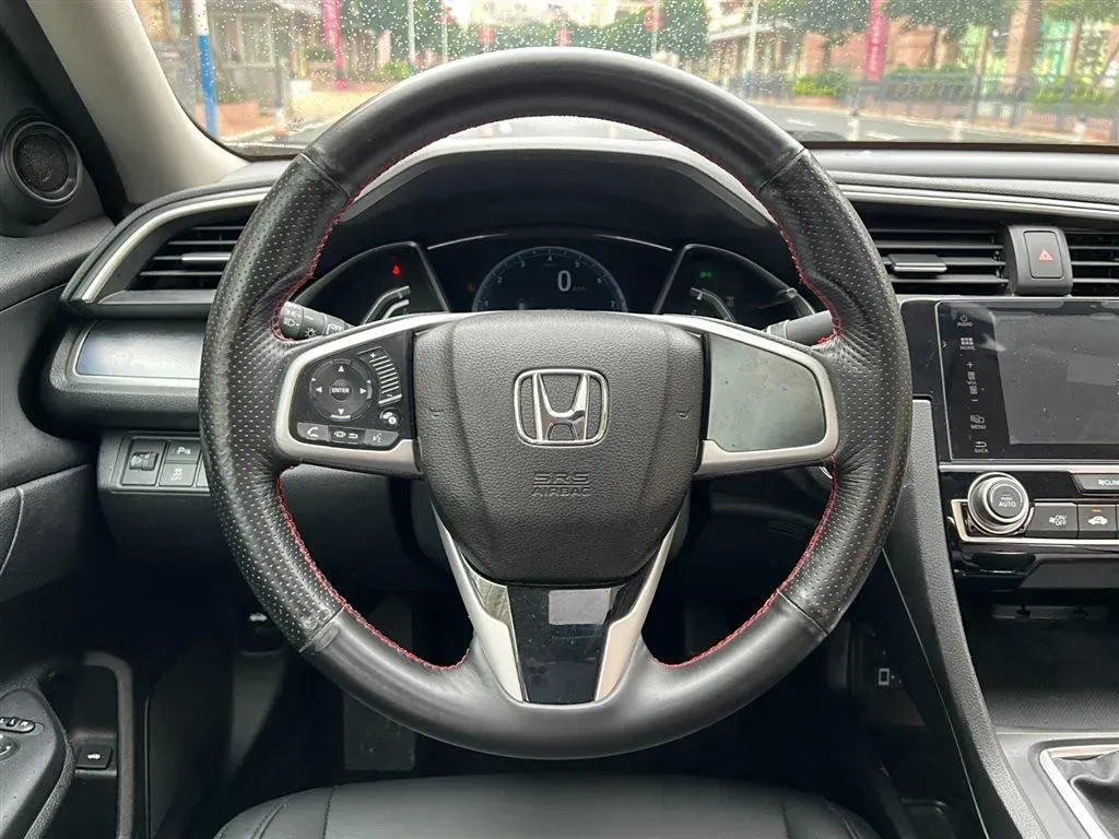 2016 Honda Civic 1.5T 177HP L4 6MT,autocango,china used car exporter,china ev exporter,chinese used car exporter,chinese used ev exporter