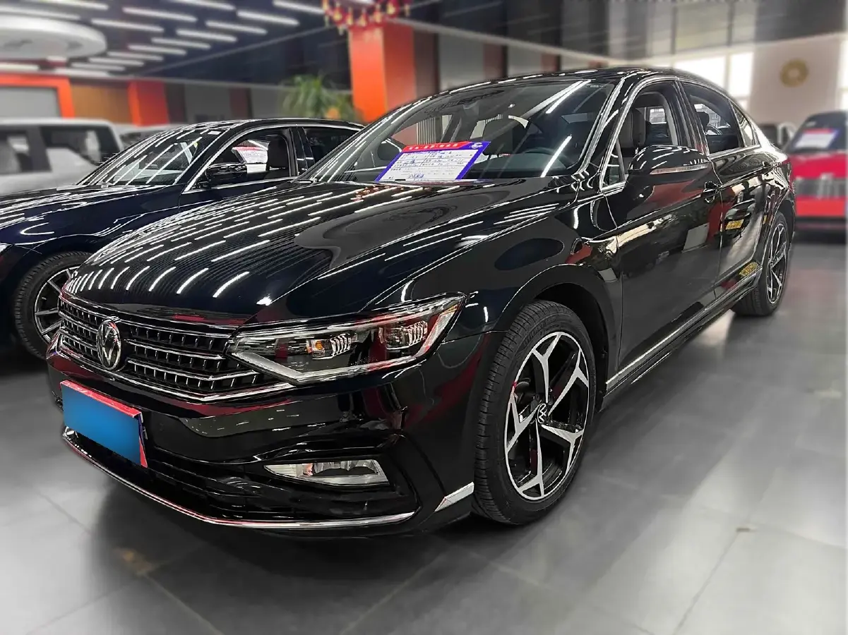 2023 Volkswagen Magotan 2.0T 186HP L4 7DCT