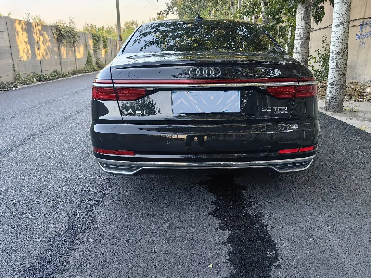 2021 Audi A8 3.0T 340HP V6 8AT,autocango,china used car exporter,china ev exporter,chinese used car exporter,chinese used ev exporter