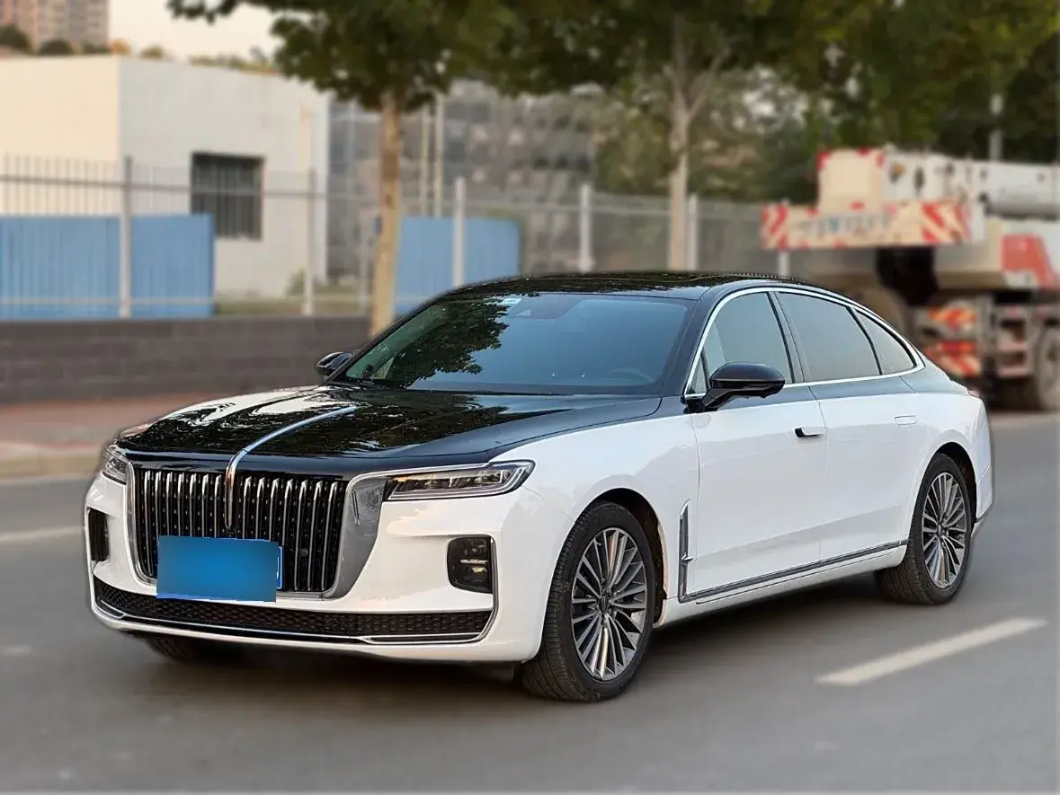 2022 HongQi H9 2.0T 252HP L4 7DCT