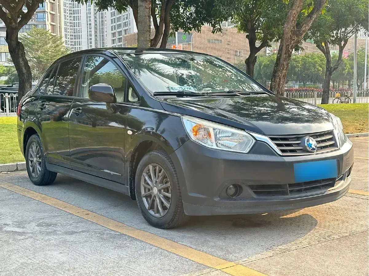 2012 Venucia D50 1.6L 117HP L4 5MT