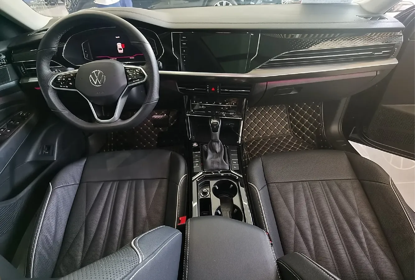 2022 Volkswagen Passat 2.0T 186HP L4 7DCT,autocango,china used car exporter,china ev exporter,chinese used car exporter,chinese used ev exporter