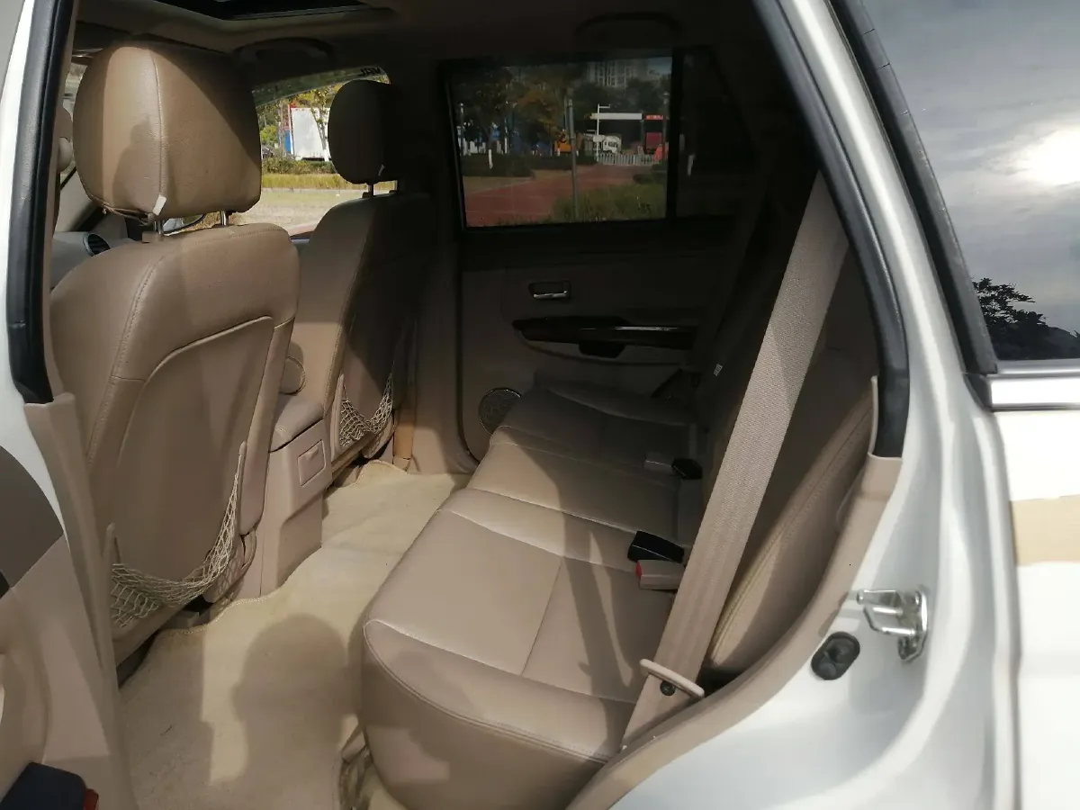 2012 Haval H3 2.0L 122HP L4 5MT,autocango,china used car exporter,china ev exporter,chinese used car exporter,chinese used ev exporter