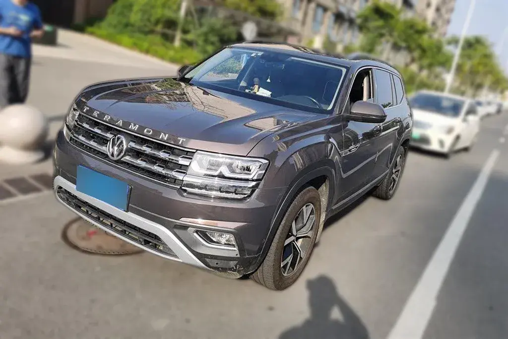 2017 Volkswagen Teramont 2.0T 220HP L4 7DCT