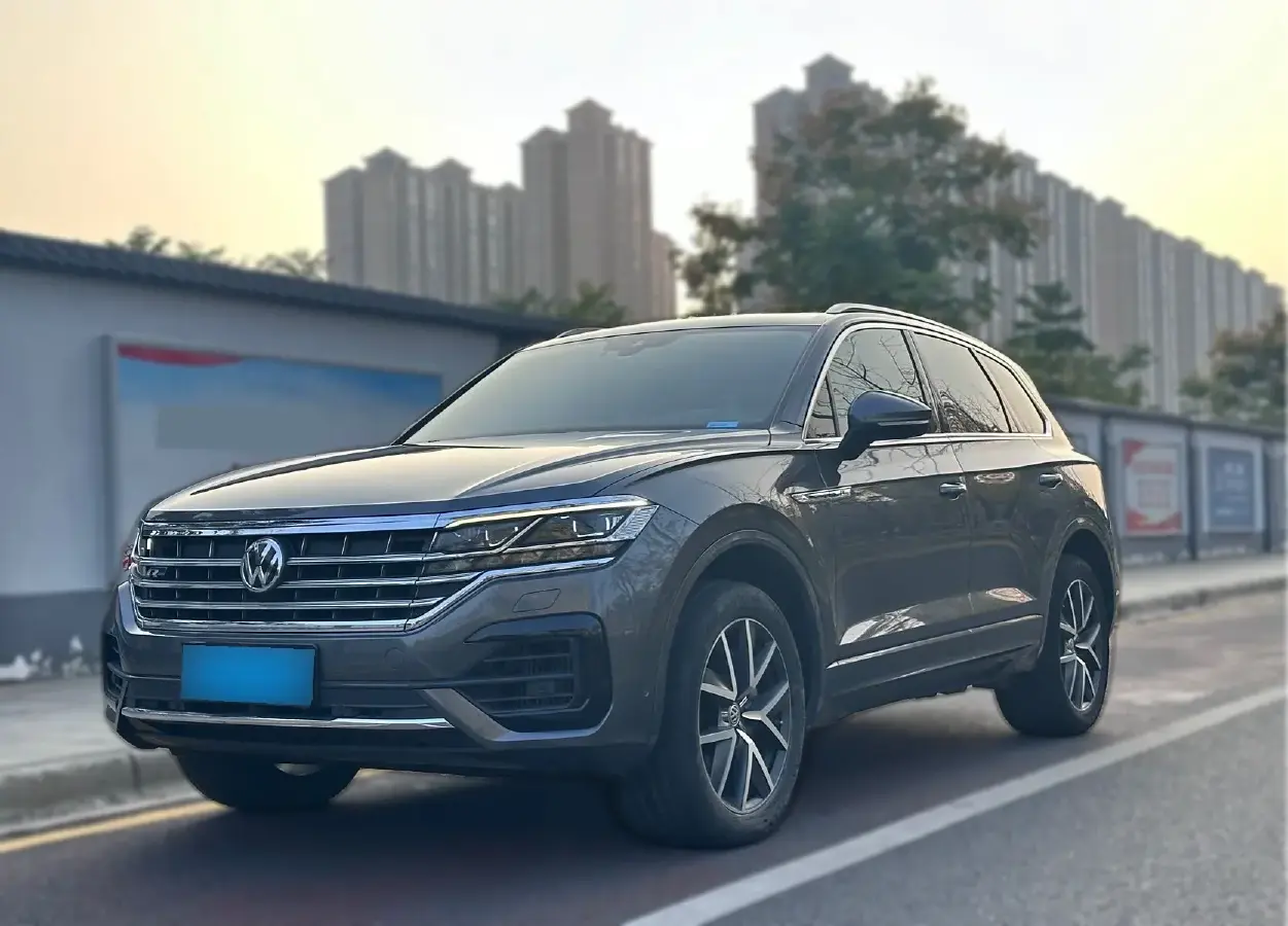 2020 Volkswagen Touareg 3.0T 340HP V6 8AT