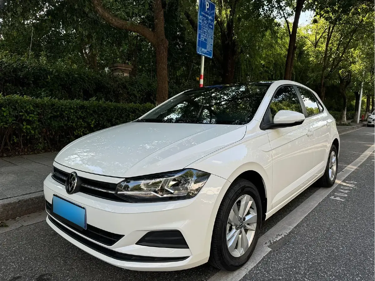 2021 Volkswagen Polo 1.5L 113HP L4 6AT