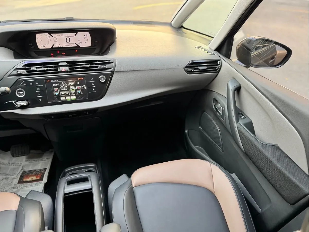 2015 Citroen C4 Picasso 1.6T 165HP L4 6AT,autocango,china used car exporter,china ev exporter,chinese used car exporter,chinese used ev exporter