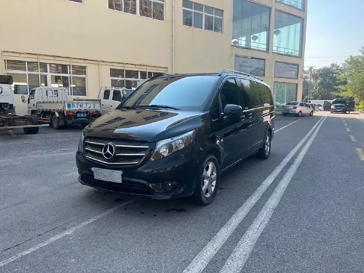 2018 Mercedes-Benz Vito 2.0T 211HP L4 7AT