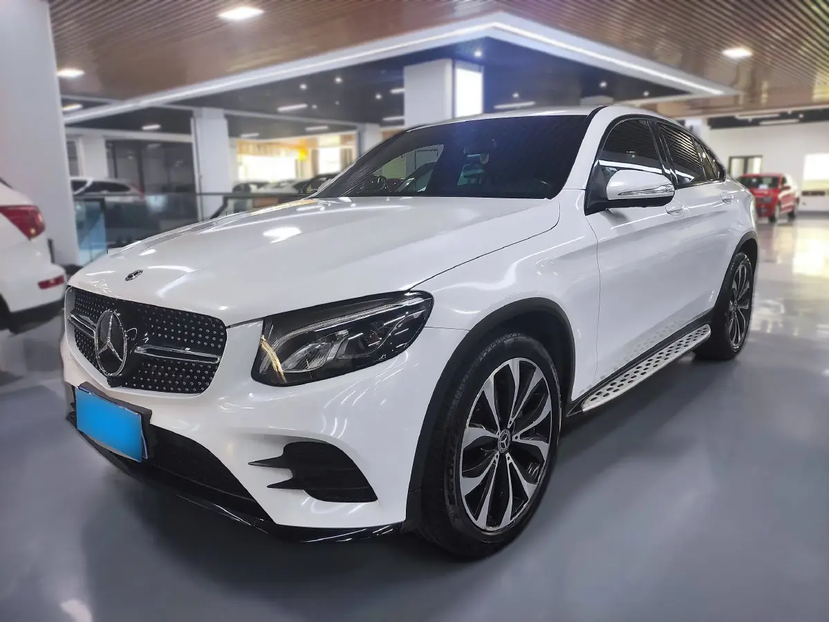 2018 Mercedes-Benz GLC Coupe 2.0T 211HP L4 9AT