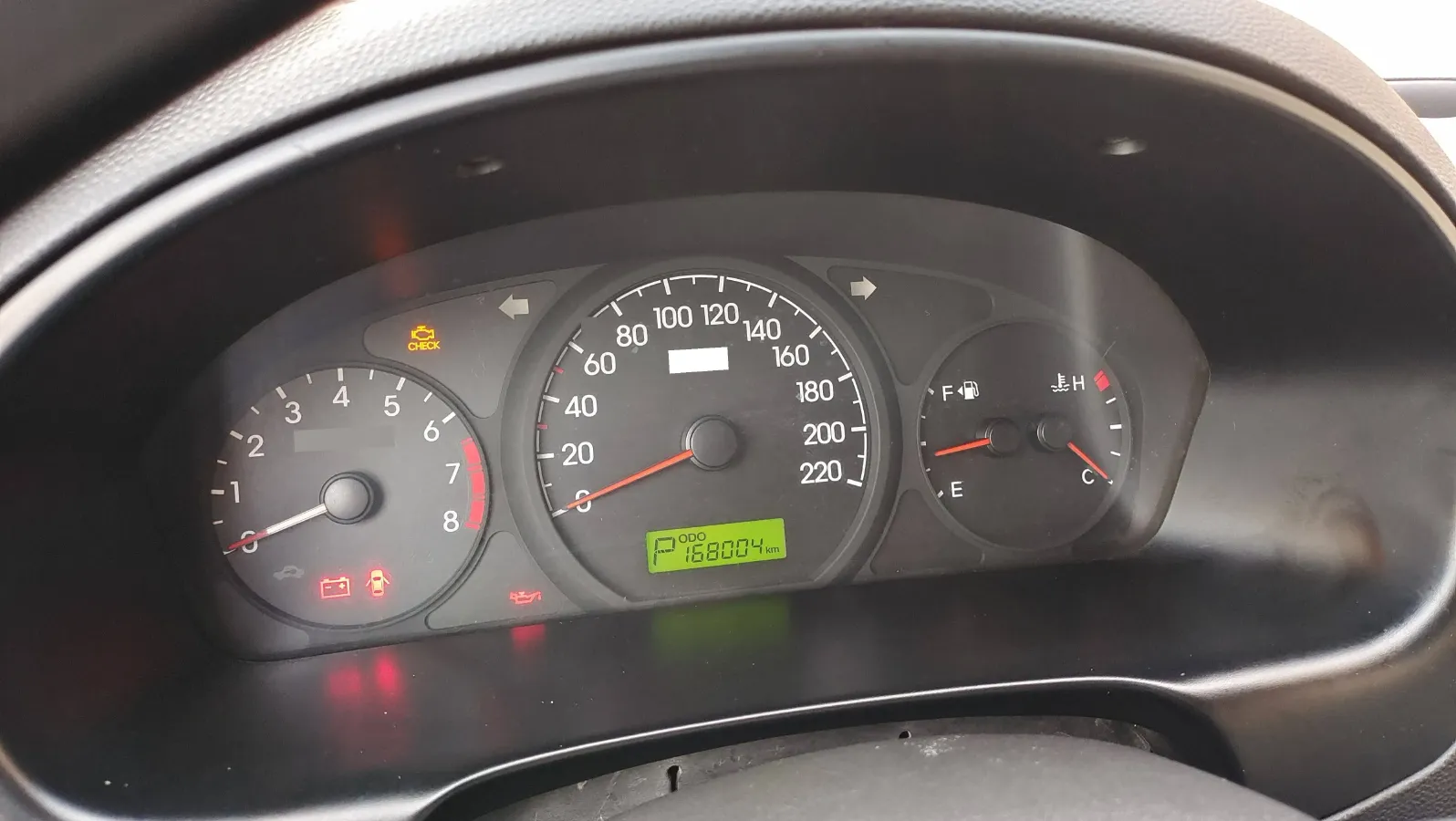 2011 Hyundai H-1 Wagon 2.4L 173HP L4 4AT,autocango,china used car exporter,china ev exporter,chinese used car exporter,chinese used ev exporter