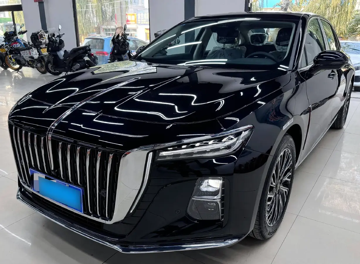 2024 HongQi H5 2.0T 224HP L4 8AT