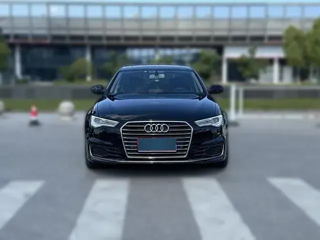 2017 Audi A6L 1.8T 190HP L4 7DCT