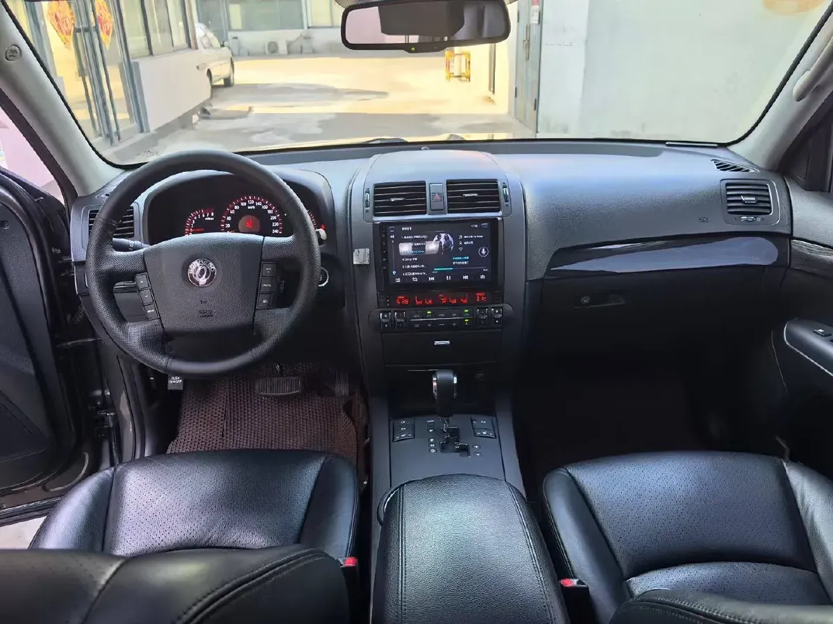 2015 Kia Borrego 3.8L 275HP V6 5AT,autocango,china used car exporter,china ev exporter,chinese used car exporter,chinese used ev exporter