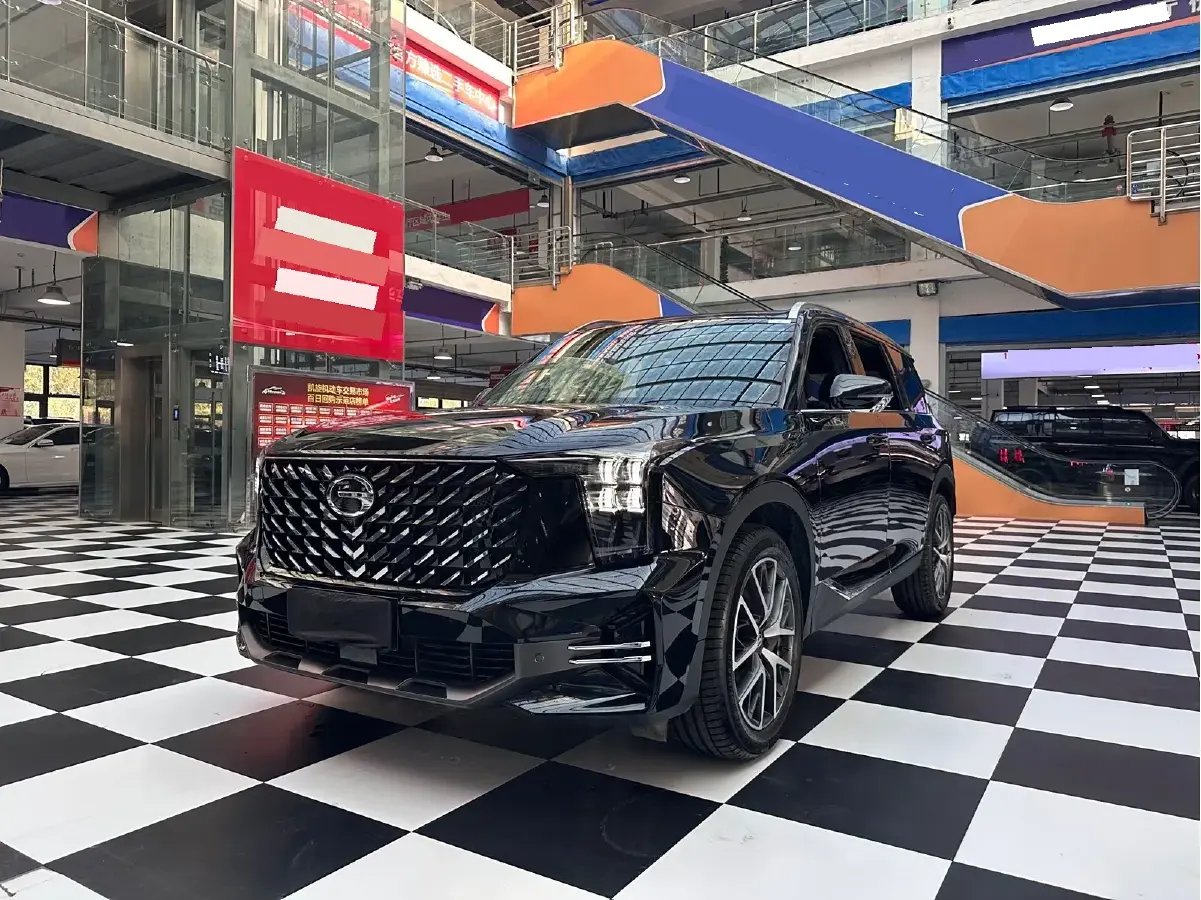 2024 GAC Trumpchi GS8 2.0T 252HP L4 8AT