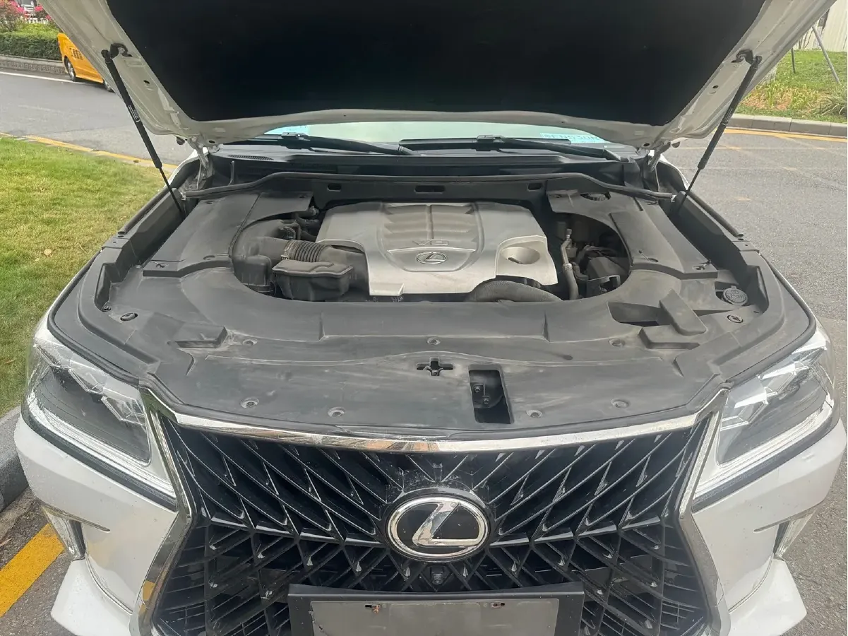 2009 Lexus LX 5.7L 367HP V8 6AT,autocango,china used car exporter,china ev exporter,chinese used car exporter,chinese used ev exporter