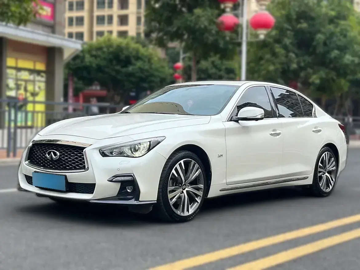 2019 Infiniti Q50L 2.0T 211HP L4 7AT