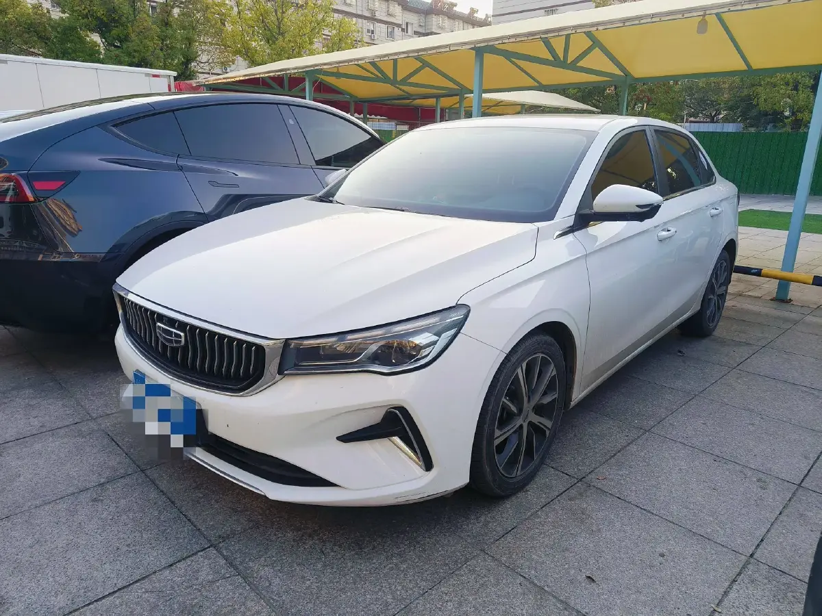 2022 Geely Emgrand 1.5L 114HP L4 CVT