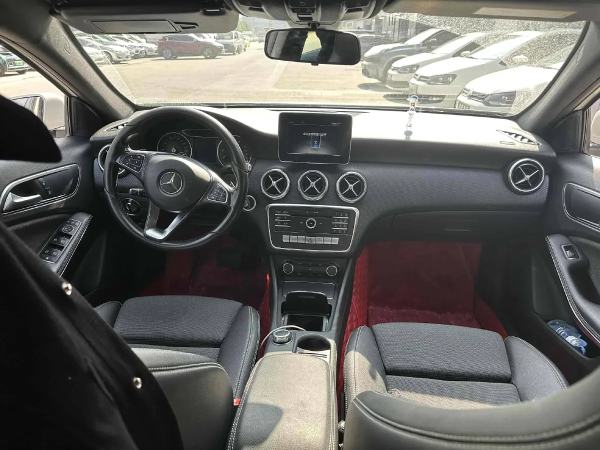 2017 Mercedes-Benz A Class 1.6T 156HP L4 7DCT,autocango,china used car exporter,china ev exporter,chinese used car exporter,chinese used ev exporter