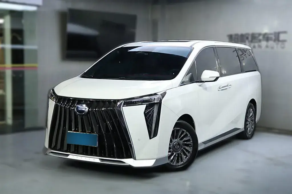 2024 GAC Trumpchi M8 2.0T 190HP L4 E-CVT Hybrid