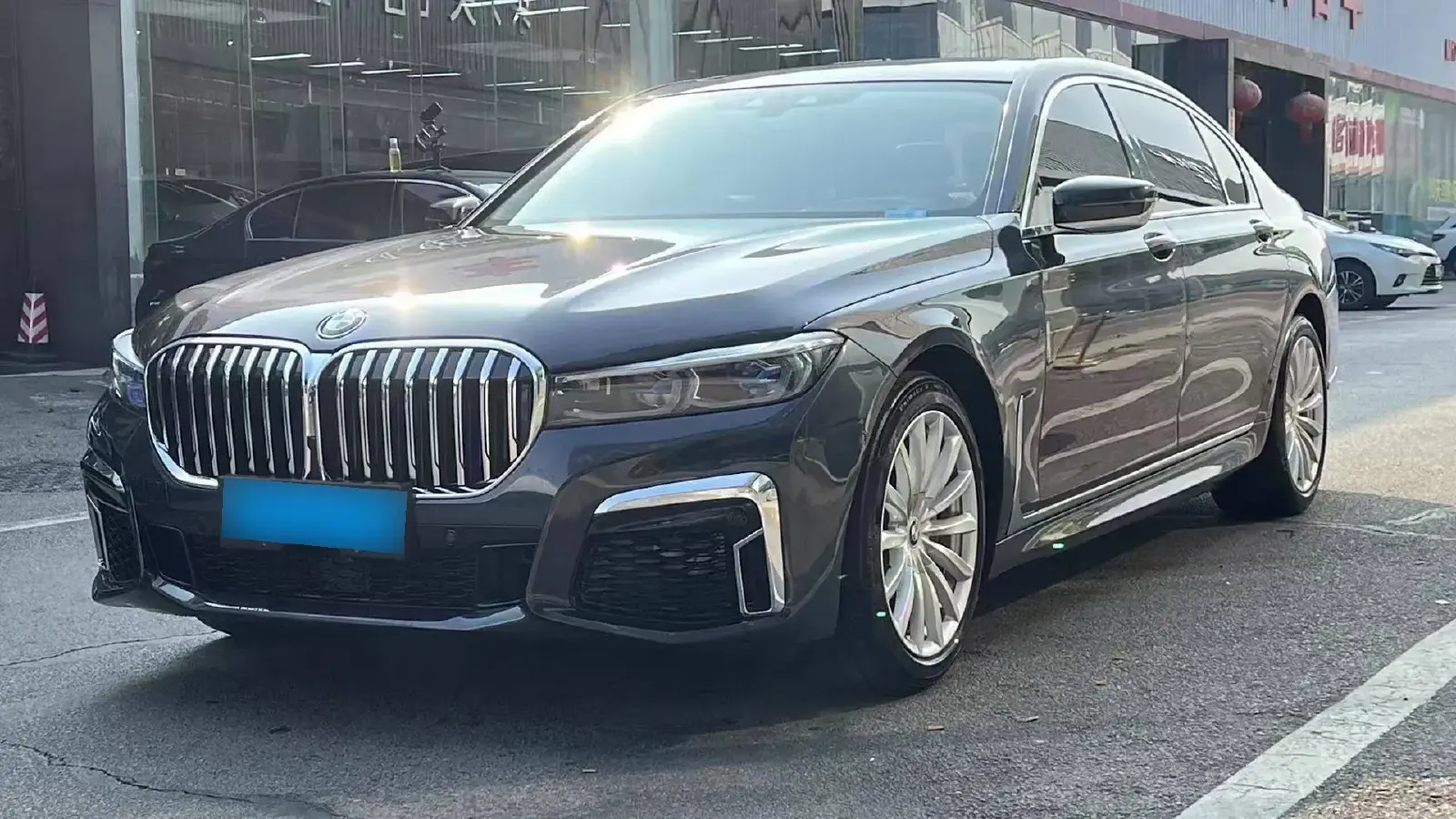 2018 BMW 7 Series 3.0T 326HP L6 8AT