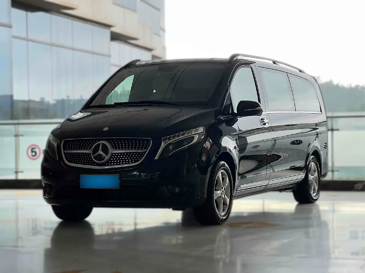2018 Mercedes-Benz Vito 2.0T 211HP L4 7AT