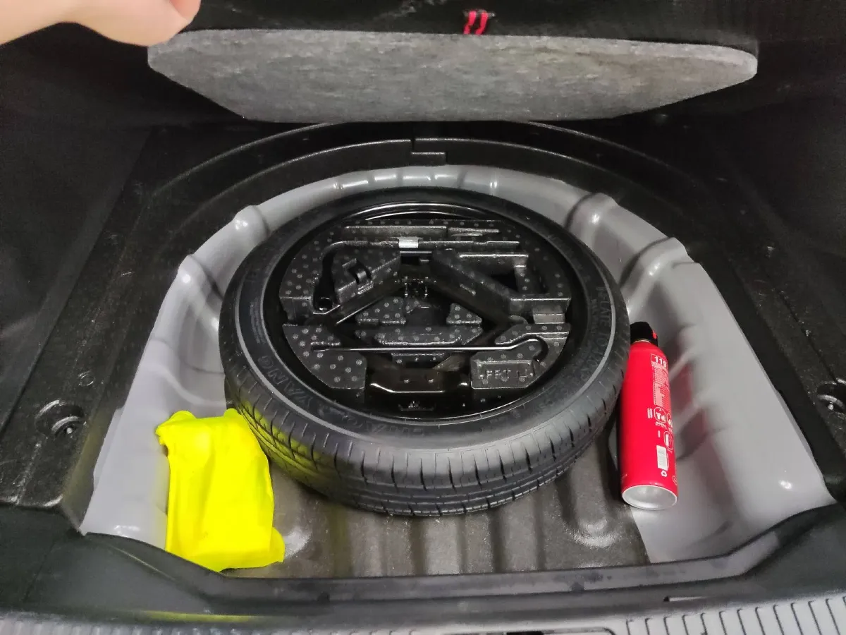 2022 MG 5 Scorpio 1.5T 181HP L4 7DCT,autocango,china used car exporter,china ev exporter,chinese used car exporter,chinese used ev exporter