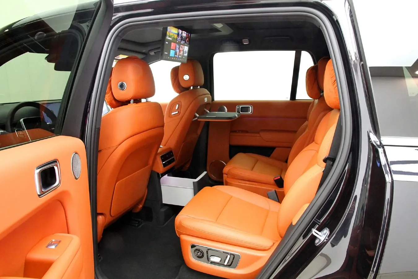 2022 Li L9 Range Extended 154HP REEV 42.6KWH,autocango,china used car exporter,china ev exporter,chinese used car exporter,chinese used ev exporter