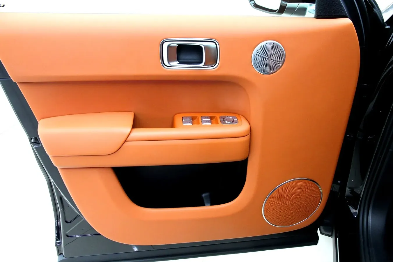 2022 Li L9 Range Extended 154HP REEV 42.6KWH,autocango,china used car exporter,china ev exporter,chinese used car exporter,chinese used ev exporter