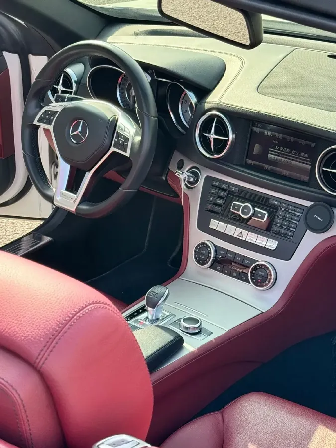 2013 Mercedes-Benz SL Class 3.5L 306HP V6 7AT,autocango,china used car exporter,china ev exporter,chinese used car exporter,chinese used ev exporter