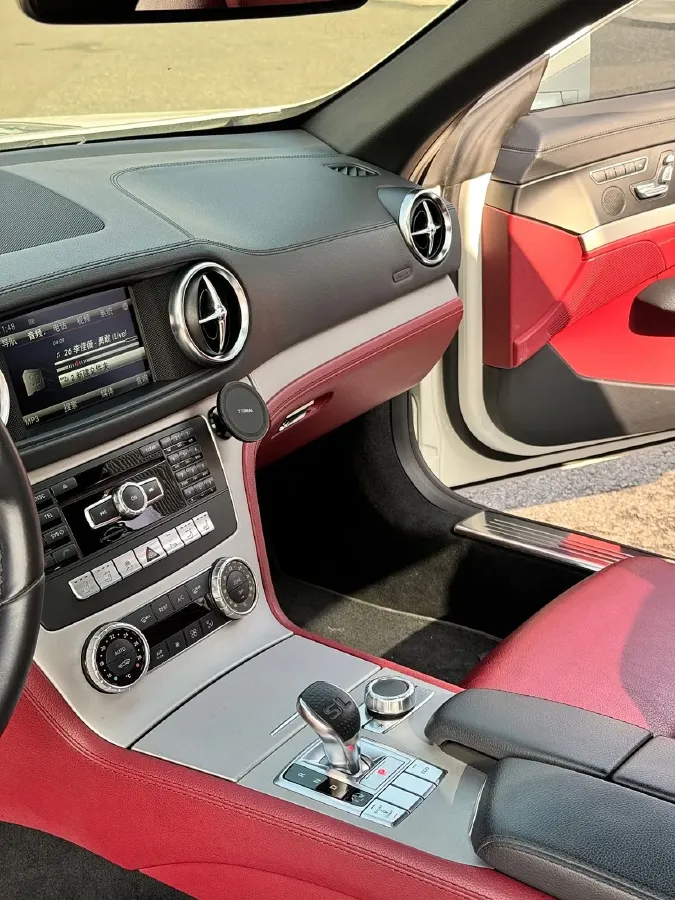 2013 Mercedes-Benz SL Class 3.5L 306HP V6 7AT,autocango,china used car exporter,china ev exporter,chinese used car exporter,chinese used ev exporter
