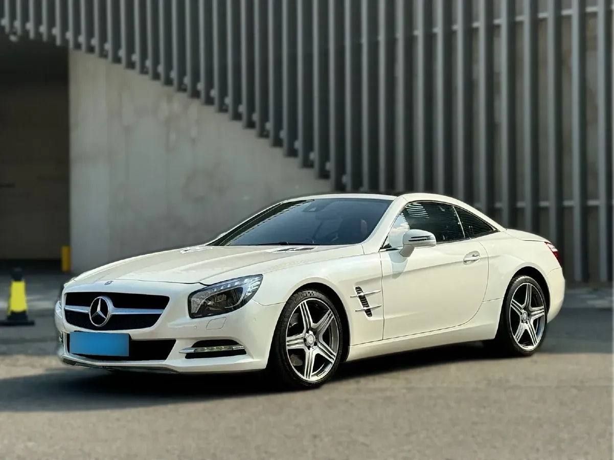 2013 Mercedes-Benz SL Class 3.5L 306HP V6 7AT,autocango,china used car exporter,china ev exporter,chinese used car exporter,chinese used ev exporter