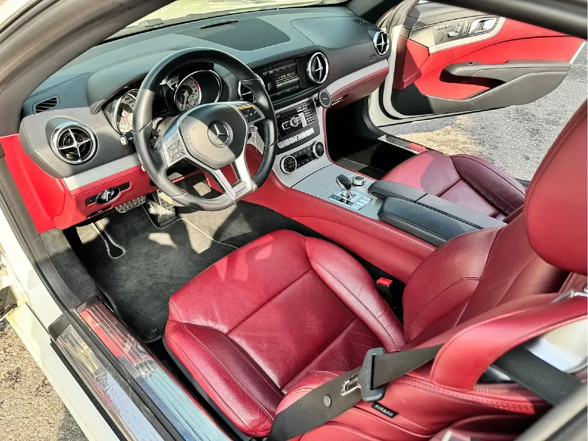 2013 Mercedes-Benz SL Class 3.5L 306HP V6 7AT,autocango,china used car exporter,china ev exporter,chinese used car exporter,chinese used ev exporter