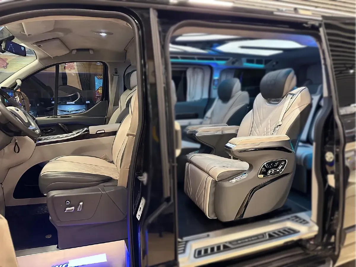 2022 JunTian HeiWuShi Youth 2.0T 203HP L4 6AT,autocango,china used car exporter,china ev exporter,chinese used car exporter,chinese used ev exporter