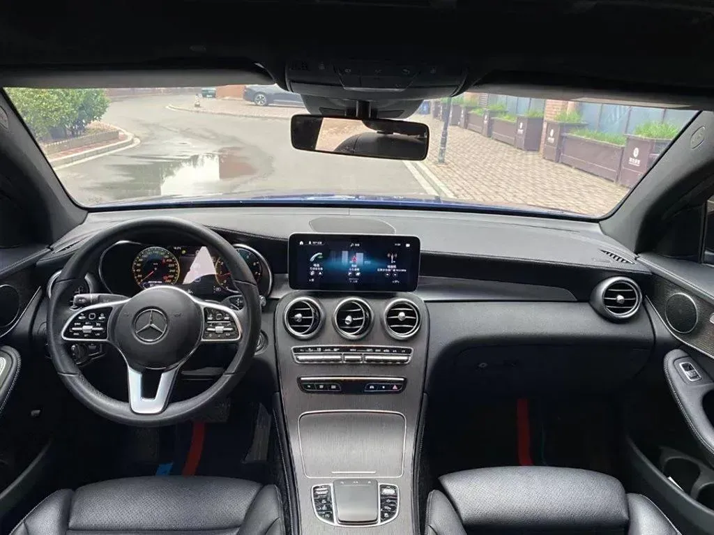 2020 Mercedes-Benz GLC Coupe 2.0T 258HP L4 9AT,autocango,china used car exporter,china ev exporter,chinese used car exporter,chinese used ev exporter