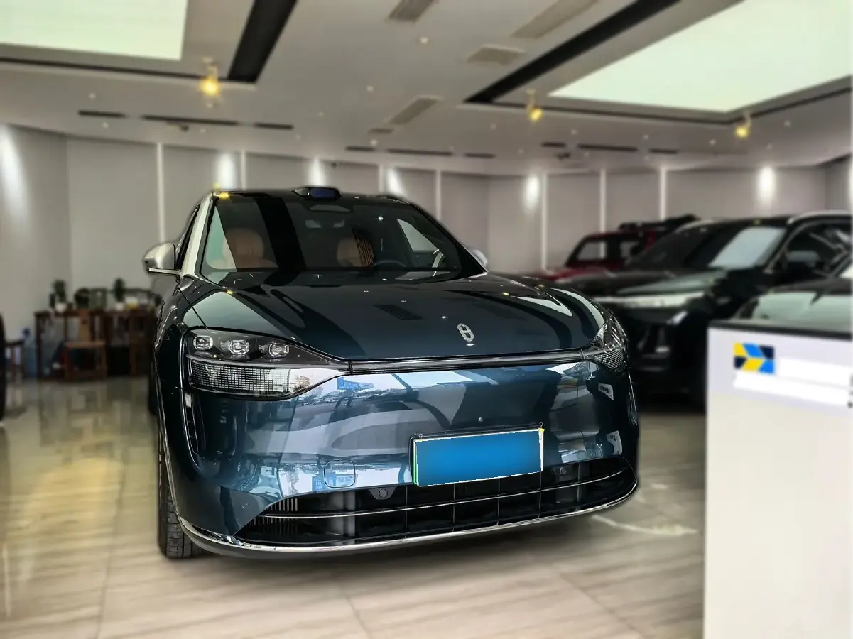 2024 HIMA M9 1.5T 152HP L4 REEV 42KWH