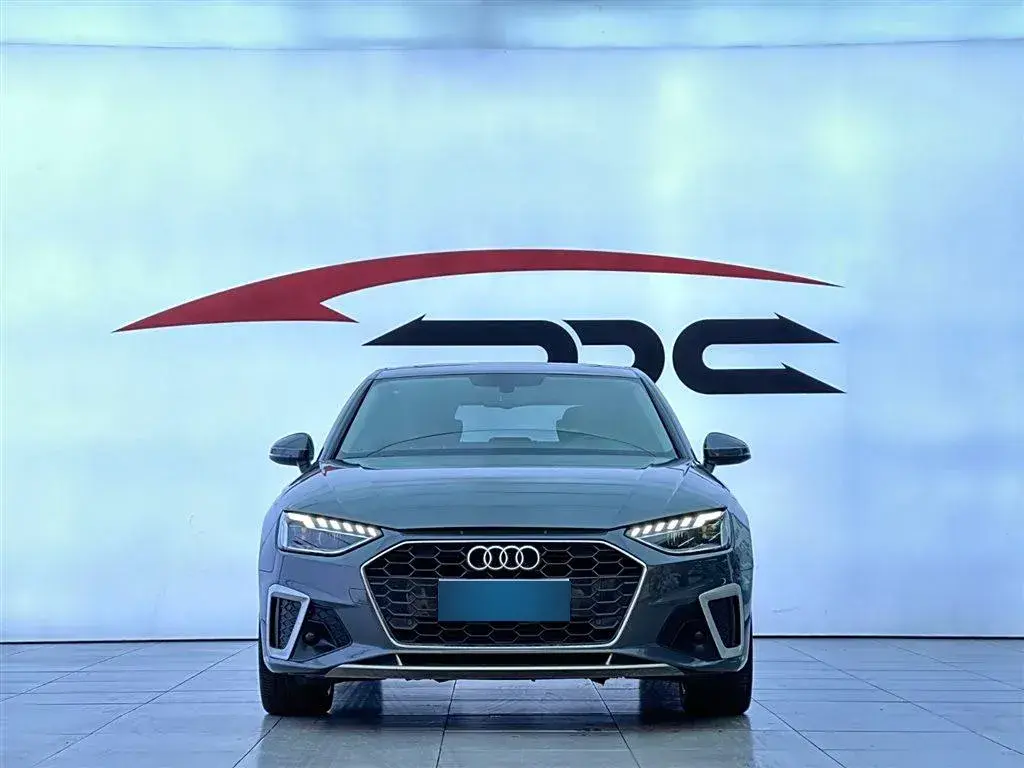 2020 Audi A4L 2.0T 190HP L4 7DCT