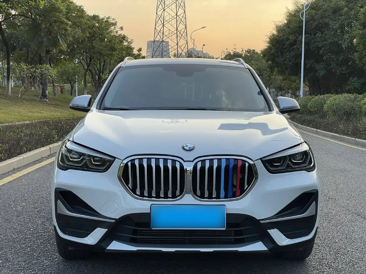 2021 BMW X1 2.0T 192HP L4 8AT