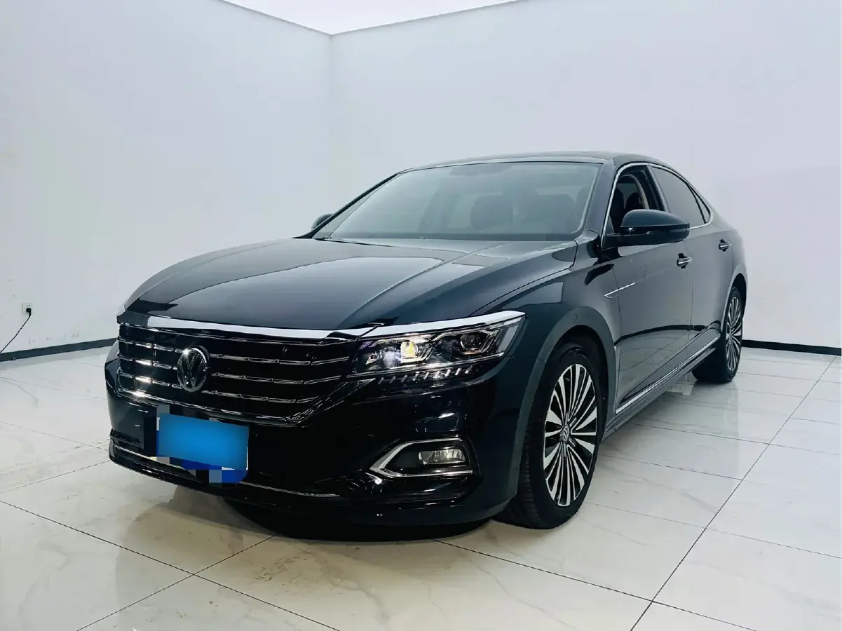 2019 Volkswagen Passat 2.0T 186HP L4 7DCT