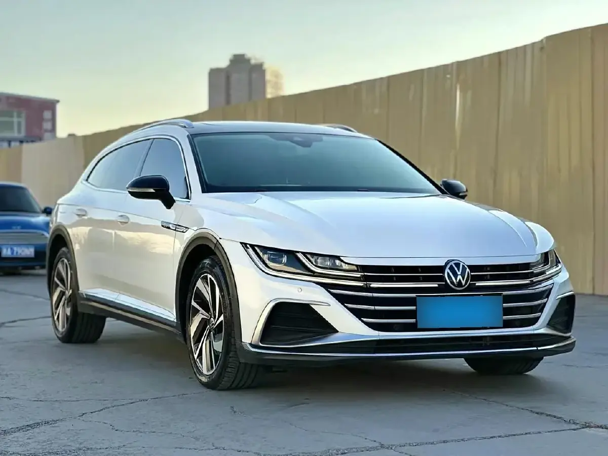 2021 Volkswagen CC 2.0T 220HP L4 7DCT