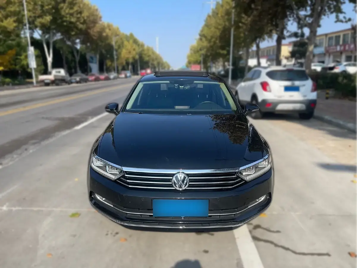 2018 Volkswagen Magotan 1.8T 180HP L4 7DCT