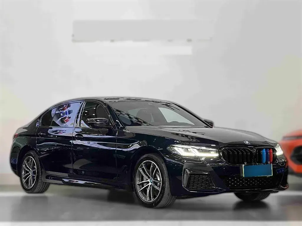 2022 BMW 5 Series 2.0T 184HP L4 8AT PHEV 17.7KWH