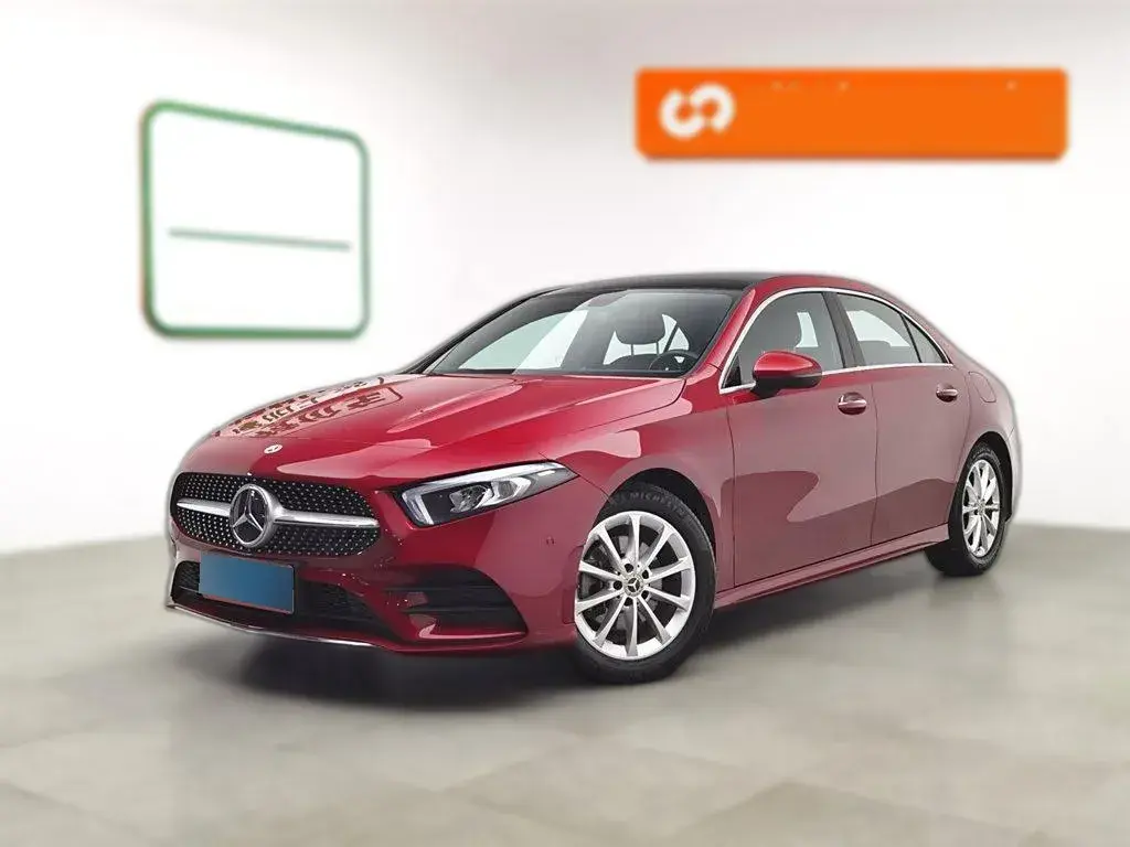 2021 Mercedes-Benz A Class 1.3T 163HP L4 7DCT