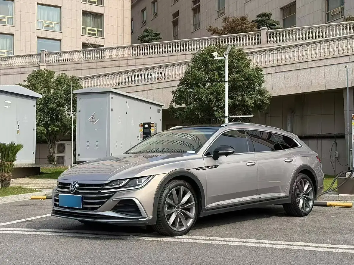 2021 Volkswagen CC 2.0T 220HP L4 7DCT